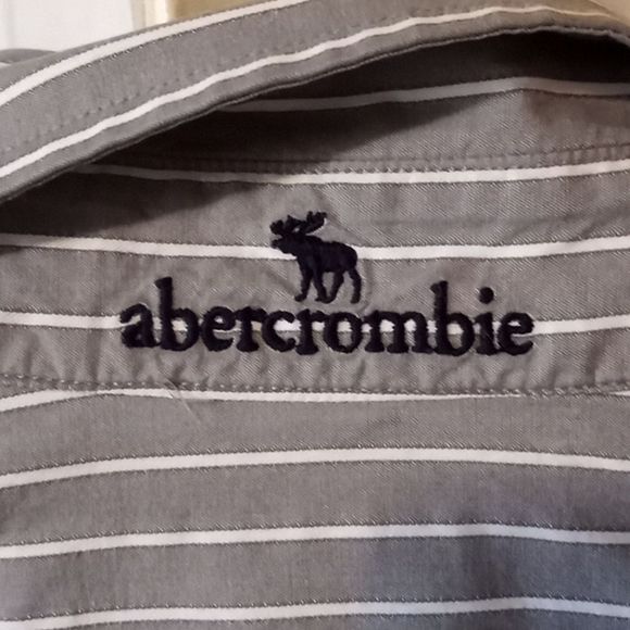 Abercrombie & Fitch boys long sleeve button down size L. - Picture 3 of 8